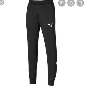 Men’s medium Puma sweat pants
